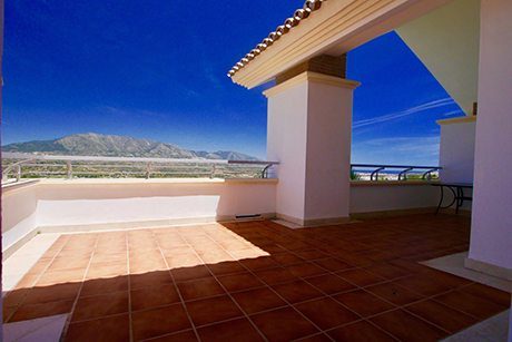 LYX PENTHOUSE LÄGENHET I LA CALA
